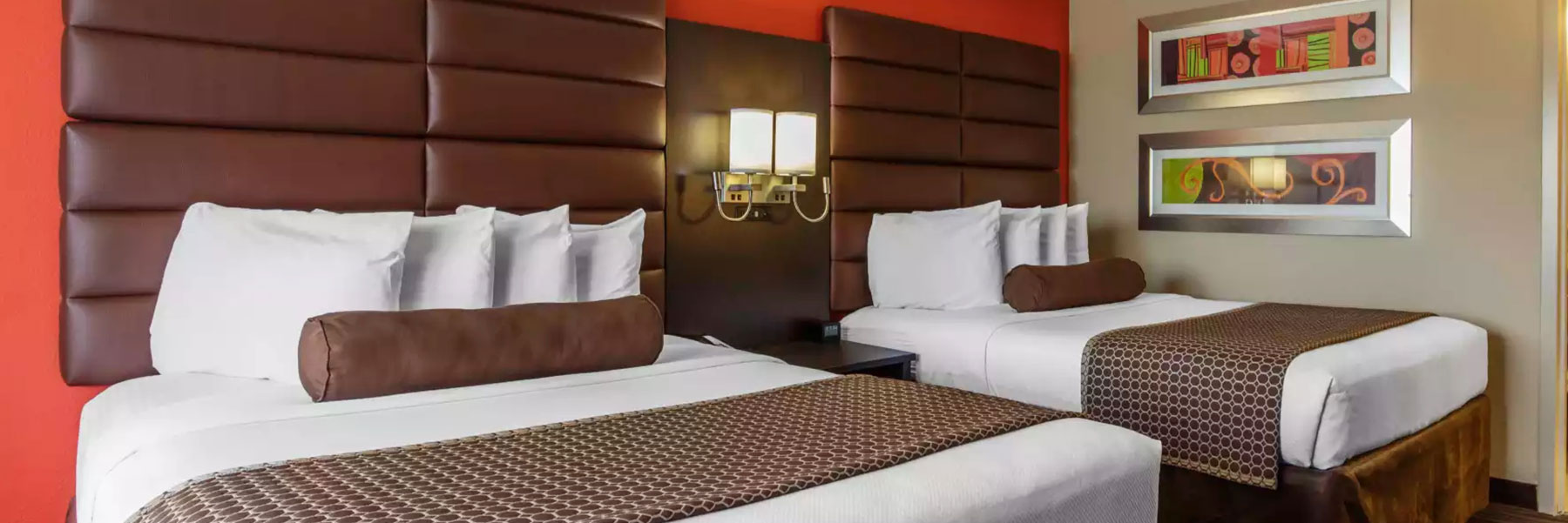 how old to get a hotel room in tennessee
